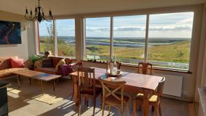 Hótel Hrífunes by Tröll