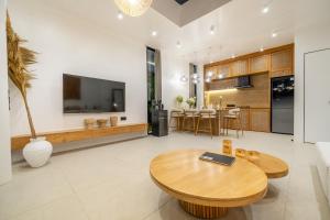 Ardhana 1 - Chic Villa by the Sea