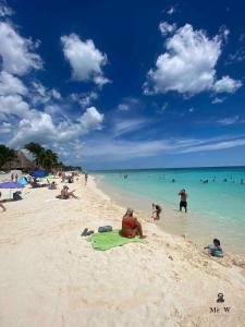 Private Pool Penthouse, Gym, 5-min 5th Av & Beach