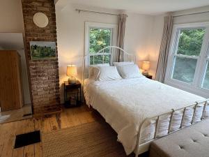 Private duplex on Hudson River