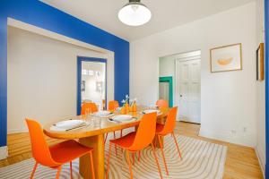 Unique Downtown Montreal Stay with Private Terrace