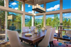 Dreamscape Breck Epic Views, Magical Sunsets & Unforgettable Stays