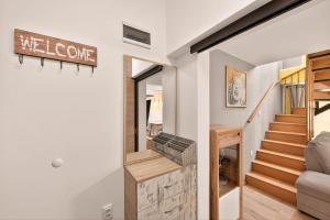 2br Maisonette in the center