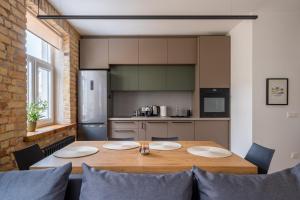 Families & Groups - 2 Bedrooms - 6 Guests