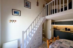 Superb Vacation House With Garden And Terrace