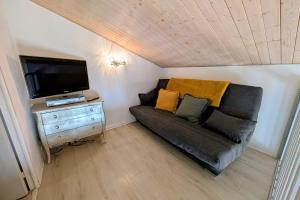 Superb Vacation House With Garden And Terrace