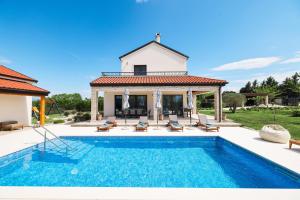 Villa Velebita with heated pool