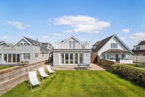 Polkerris, East Wittering