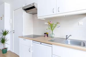 Studio lumineux, idéal pour séjour pro