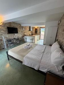 Stoneview Apartments