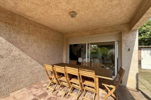 Charming house with balcony and garden