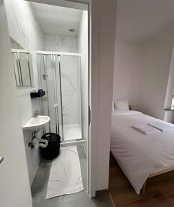 Ideal Room Near Gare du Midi