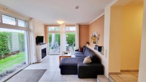 Ferienwohnung "Baltic Sunrise" mit Garten an der Ostseeküste