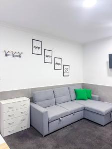 Aparta-Estudio a unos pasos del Paseo el Prado