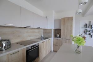 MonteCarloSeaView & Jacuzzi & Parking #29