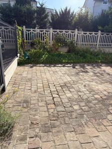 À Quelques pas de la Gare