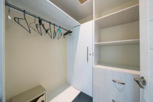 AC in Living Room, Infinity, Pool Luxury