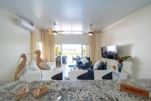 AC in Living Room, Infinity, Pool Luxury