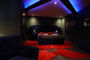 Deluxe Suite 211 - Castle De Paris