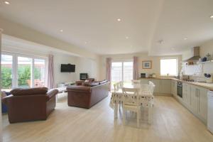 Tofts, East Wittering