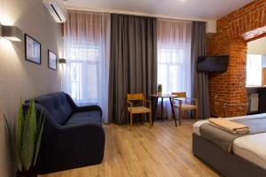 Нова квартира в центрі на Харківській набережній 3-4