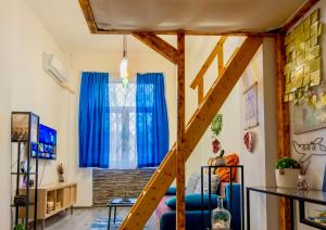 Vis-a-Vis Studio - Gara de Nord