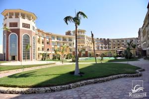Royal Beach Luxury Hurghada
