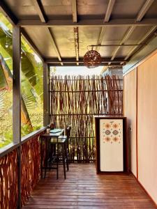 Elvis Surf Shack at Casa Akaw