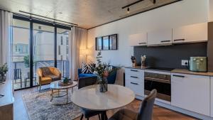 The Bridgewater collection 411