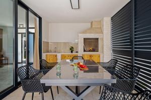 Santalezi Sunset Villa - Nature and Private Pool