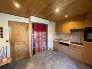 Appartement lumineux au centre, proche des pistes, balcon, idéal pour 5 personnes - FR-1-598-103