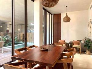 Charming 2BR Ground Floor with Private Pool