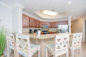 The Oasis 903 formerly Phoenix West II 903 condo