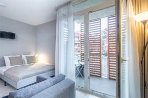 Comfy flat with balcony