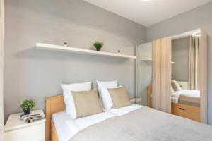 Comfy flat with balcony