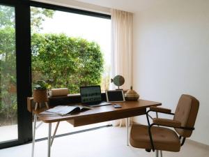 Villa Jaisai 4-bedroom Sea View and On-Site