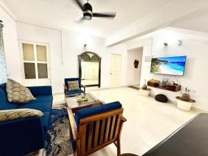 The Greendoor Villa - Beach House , 400 mtr beach
