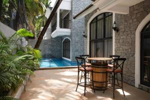 The Greendoor Villa - Morjimer, with Private Pool