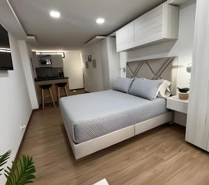 Estadia ideal cerca aeropuerto con parqueadero