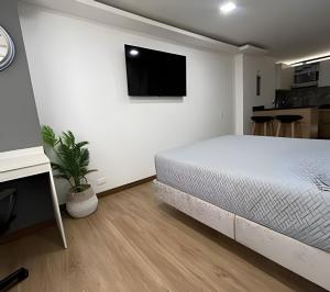 Estadia ideal cerca aeropuerto con parqueadero