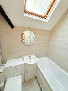 One bed apartment near city centre Nottingham