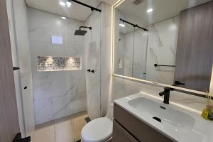 Loft exclusivo • 10 min del aeropuerto•Con parqueo