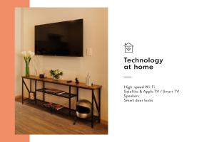 Terraza de Pushkin by The Local Way