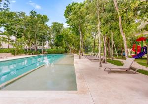 NEW Palmara Home with Pool and Paddle Court Gated