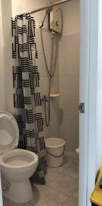 Great Ambience nearby food and entertainment outlet