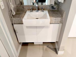 Unique Residence com vista mar e garagem