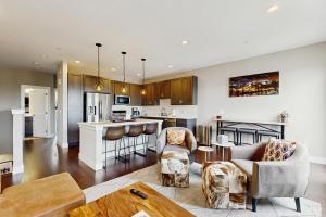 Serene Escape in Fraser