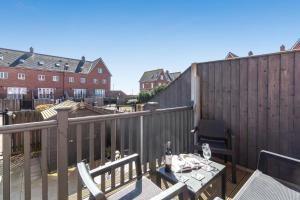 Pebble Beach - Felixstowe