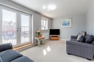 Pebble Beach - Felixstowe