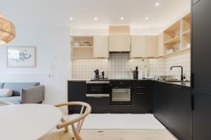 Beautifully Curated 2BD Flat Heart of East London